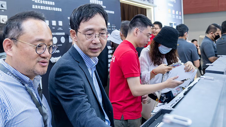 2023光亞展雷特展位火爆現(xiàn)場5